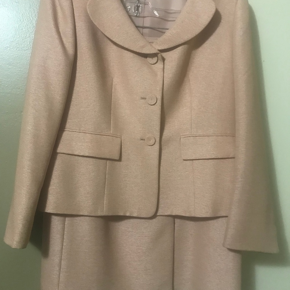 Suit Studio